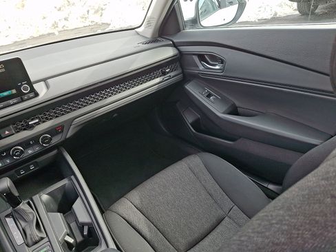 Used 2024 Honda Accord EX image 12