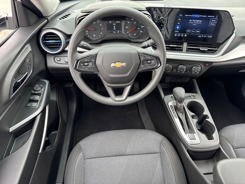 New 2026 Chevrolet Trax LS w/ LS Convenience Package image 14