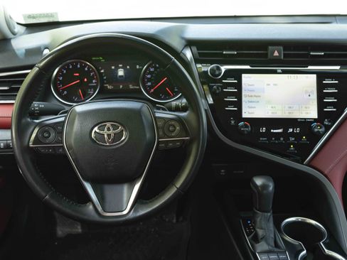 Used 2018 Toyota Camry XSE w/ Driver Assist Package FWD image 19