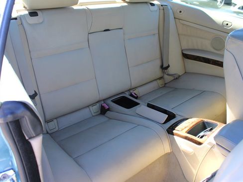 Used 2008 BMW 335i Convertible image 23