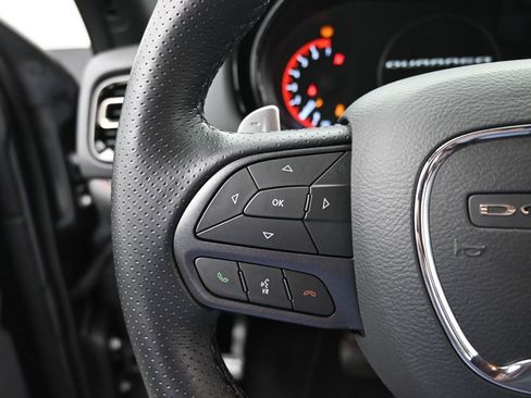 Used 2025 Dodge Durango GT image 33