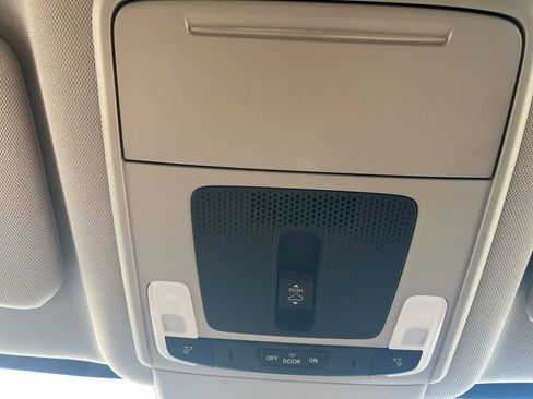 Used 2024 Honda CR-V EX-L image 20