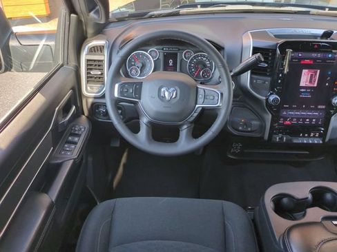 Used 2025 RAM 2500 Big Horn AWD/4WD image 16