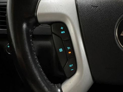 Used 2012 Chevrolet Traverse LT FWD image 57
