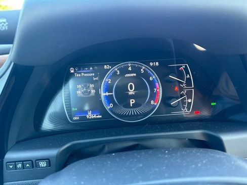 Used 2025 Lexus ES 350 w/ Premium Package FWD image 11