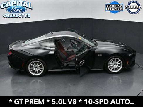 Used 2025 Ford Mustang GT Premium RWD image 29