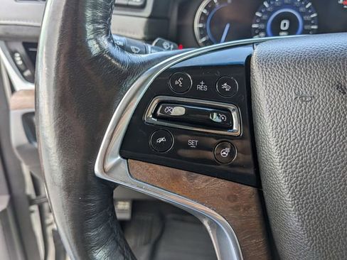 Used 2019 Cadillac Escalade Luxury AWD/4WD image 33