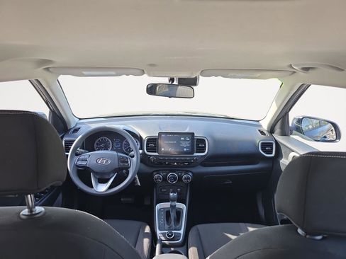 Used 2020 Hyundai Venue SEL image 14