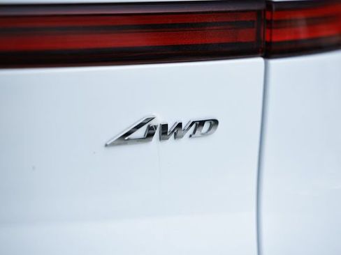 Certified 2026 Genesis GV70 2.5T image 11