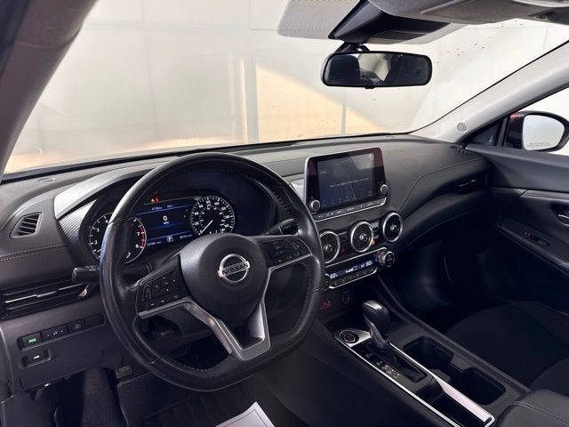 Used 2020 Nissan Sentra SV FWD image 18
