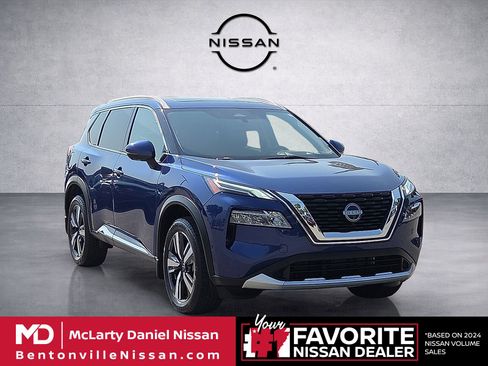 Used 2023 Nissan Rogue Platinum w/ Platinum Premium Package AWD/4WD image 1