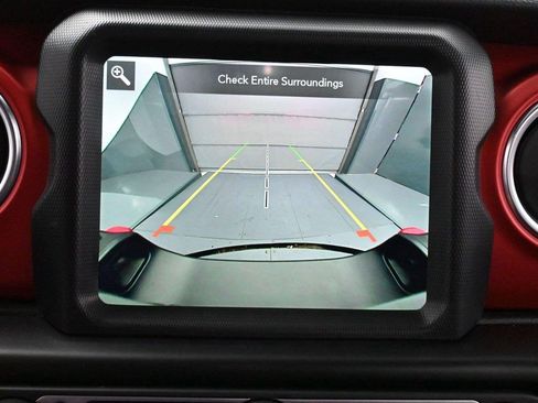 Used 2022 Jeep Gladiator Rubicon w/ LED Lighting Group AWD/4WD image 22