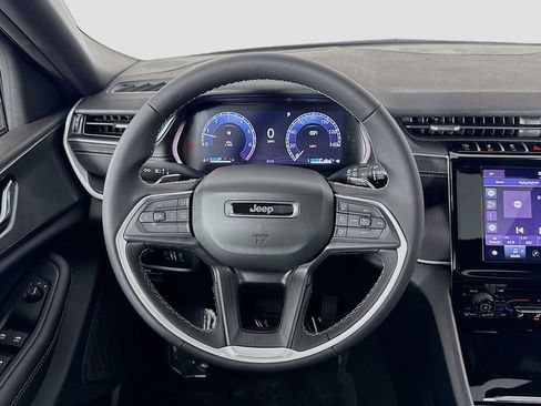 New 2025 Jeep Grand Cherokee Laredo X image 29