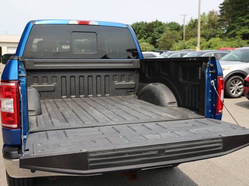 Used 2018 Ford F150 XLT w/ Equipment Group 302A Luxury AWD/4WD image 13