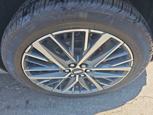 Used 2025 Cadillac XT6 Sport w/ LPO, Floor Liner Package image 37