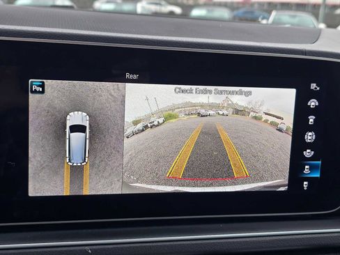 Used 2023 Mercedes-Benz GLS 450 4MATIC image 31