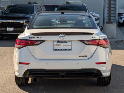 Used 2023 Nissan Sentra SR w/ Midnight Edition Package image 6