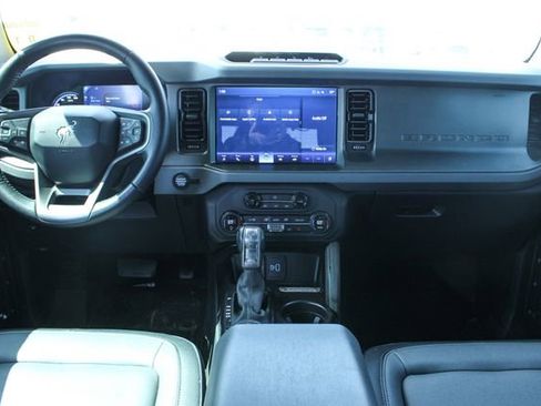Used 2024 Ford Bronco Everglades image 14