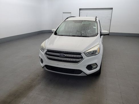 Used 2017 Ford Escape SE w/ Equipment Group 201A FWD image 15