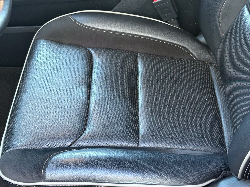 Used 2023 RAM 1500 Laramie AWD/4WD image 12