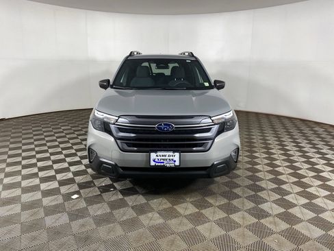 Certified 2025 Subaru Forester Premium image 12