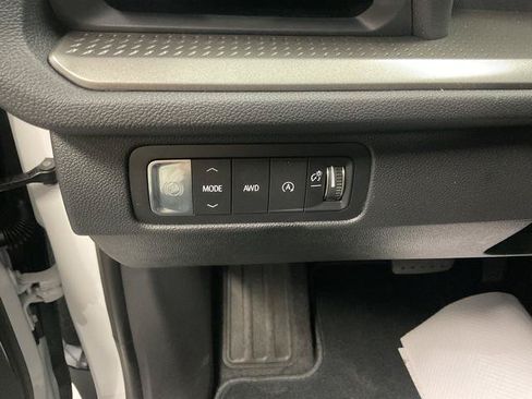 New 2026 Chevrolet Traverse LT w/ Midnight/Sport Edition AWD/4WD image 13