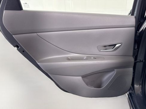 Used 2024 Hyundai Elantra SEL FWD image 26