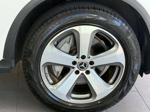 Used 2019 Mercedes-Benz GLC 300 image 9