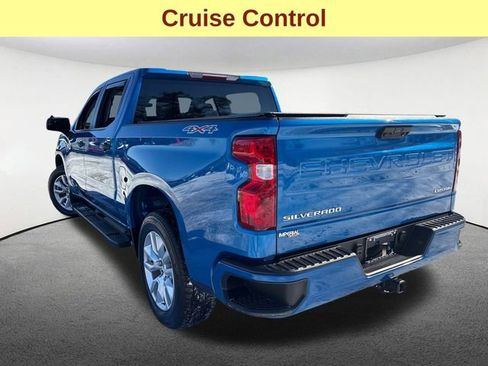 Used 2022 Chevrolet Silverado 1500 Custom image 10