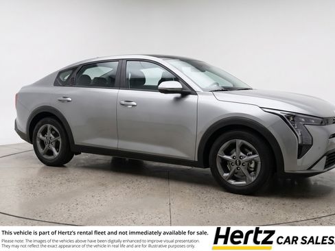 Used 2025 Kia K4 LXS image 1