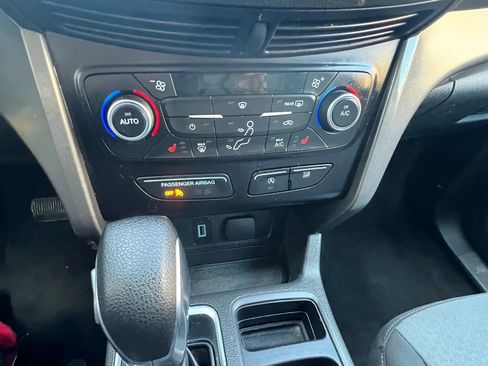 Used 2018 Ford Escape SE FWD image 24