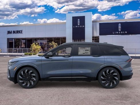 New 2026 Lincoln Nautilus Reserve w/ Jet Appearance Package AWD/4WD image 3