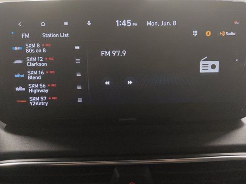 Used 2023 Hyundai Santa Fe SEL FWD image 25