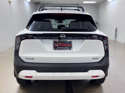 New 2026 Nissan Kicks SV w/ SV Premium Package image 6