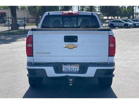Used 2016 Chevrolet Colorado Z71 AWD/4WD image 4
