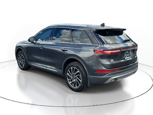 Used 2020 Lincoln Corsair FWD image 4