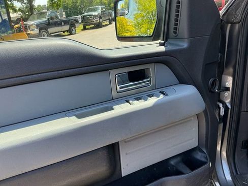 Used 2011 Ford F150 XLT w/ XLT Chrome Pkg AWD/4WD image 11