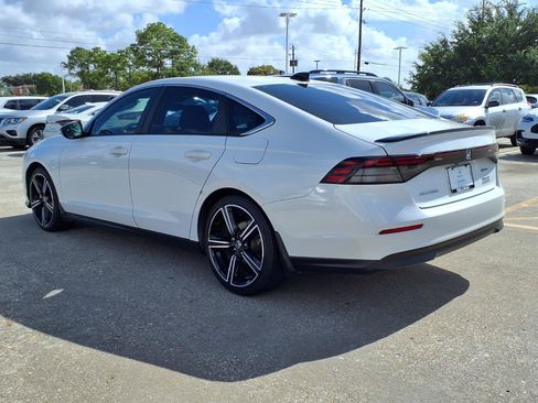Certified 2023 Honda Accord Sport image 3