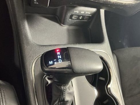 Used 2018 Dodge Durango GT w/ Blacktop Package AWD/4WD image 31