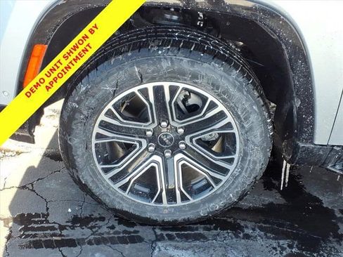 New 2026 Jeep Grand Wagoneer 4WD image 20