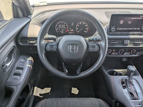 Used 2024 Honda HR-V Sport image 31