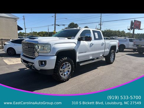 Used 2018 GMC Sierra 2500 Denali w/ Duramax Plus Package AWD/4WD image 1
