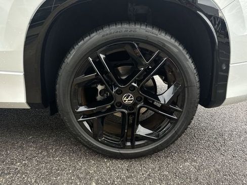 New 2026 Volkswagen Tiguan SE R-Line FWD image 34