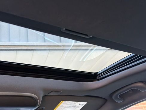 Used 2021 Cadillac CT4 Premium Luxury image 17