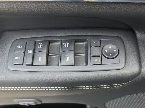 Used 2014 Jeep Grand Cherokee Limited AWD/4WD image 31