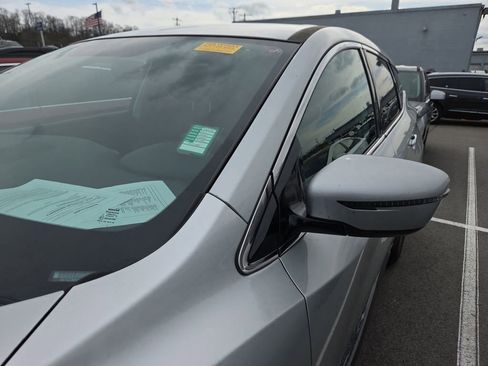 Used 2017 Nissan Murano S w/ Navigation Package image 10