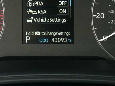 Used 2024 Toyota Corolla LE image 18