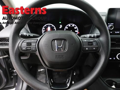 Used 2023 Honda HR-V LX image 10