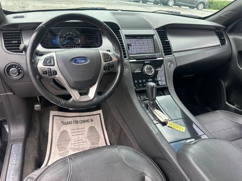 Used 2013 Ford Taurus SHO image 27