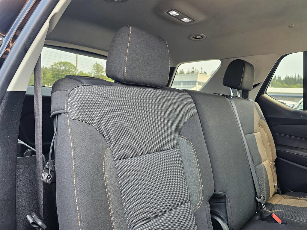 Used 2020 Chevrolet Traverse LS FWD image 13